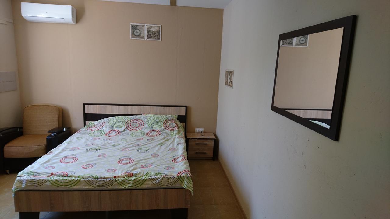 Guest House Dacha Karolino-Buhaz Ngoại thất bức ảnh